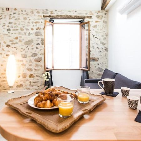 Appartement Au coeur du vieil Antibes et à 2 pas de la mer... Extérieur photo