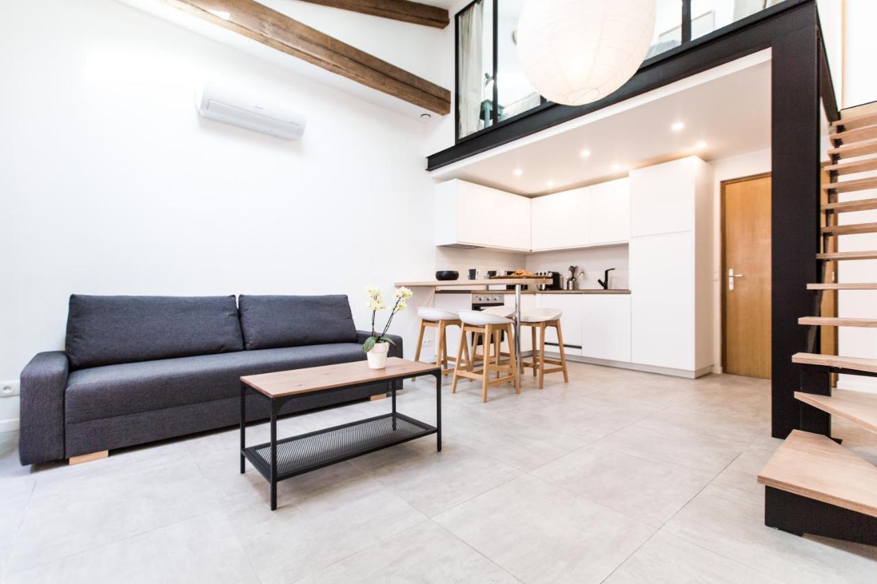 Appartement Au coeur du vieil Antibes et à 2 pas de la mer... Extérieur photo